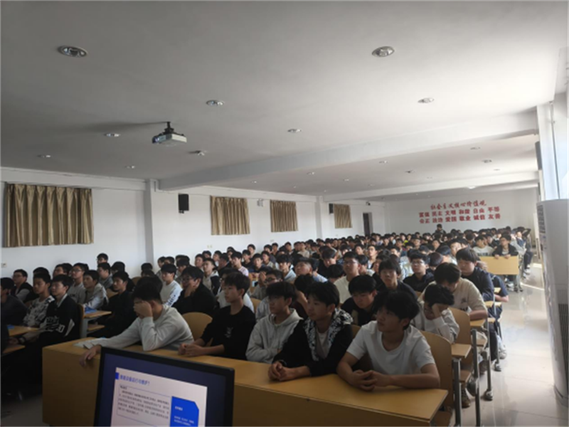 “繪就專業(yè)藍(lán)圖,啟航學(xué)業(yè)新程”—機(jī)電工程系開展2025級學(xué)生專業(yè)介紹(2)198.png “繪就專業(yè)藍(lán)圖,啟航學(xué)業(yè)新程”—機(jī)電工程系開展2025級學(xué)生專業(yè)介紹(2)198.png